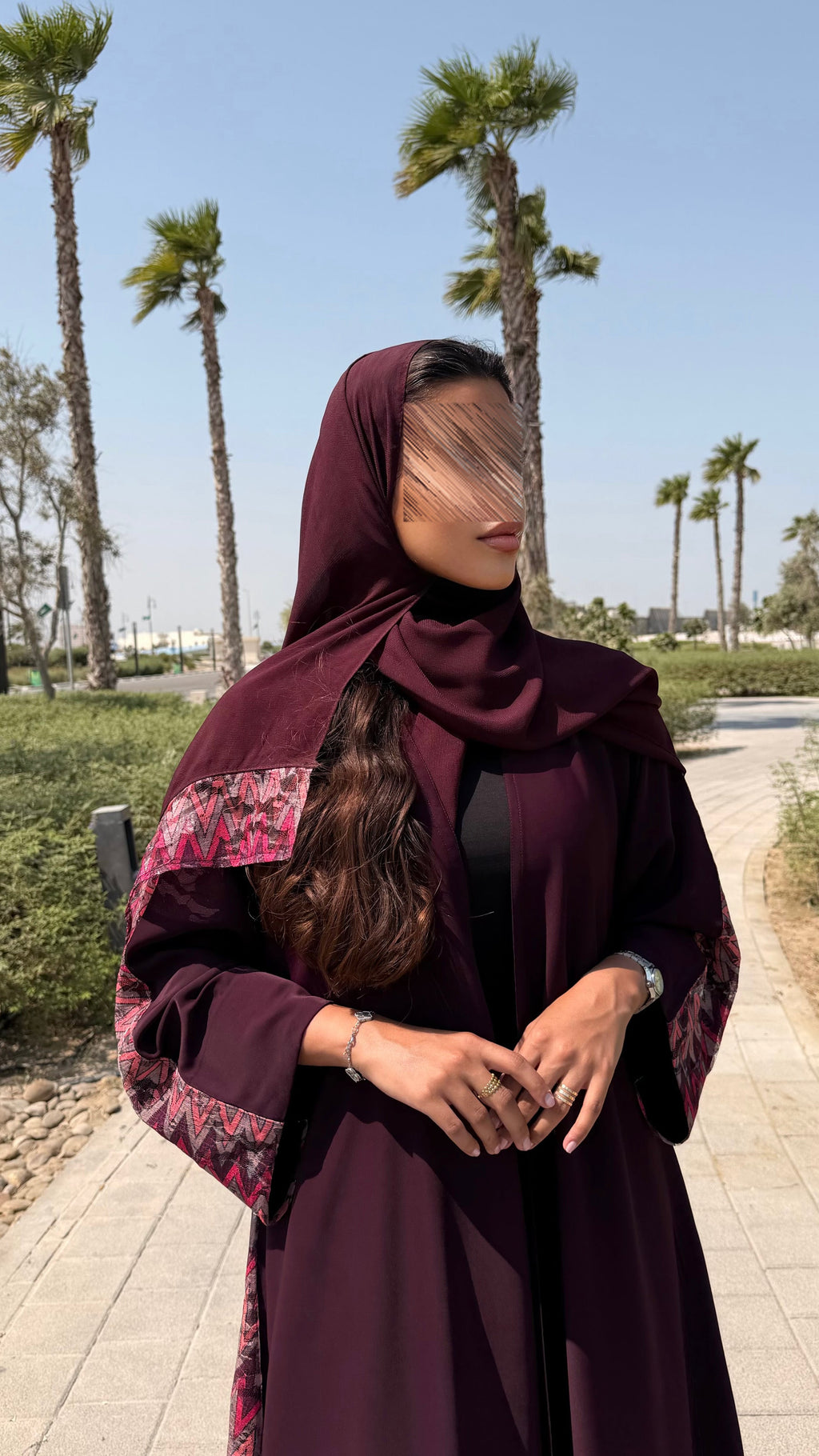 عبايه الرمانه
