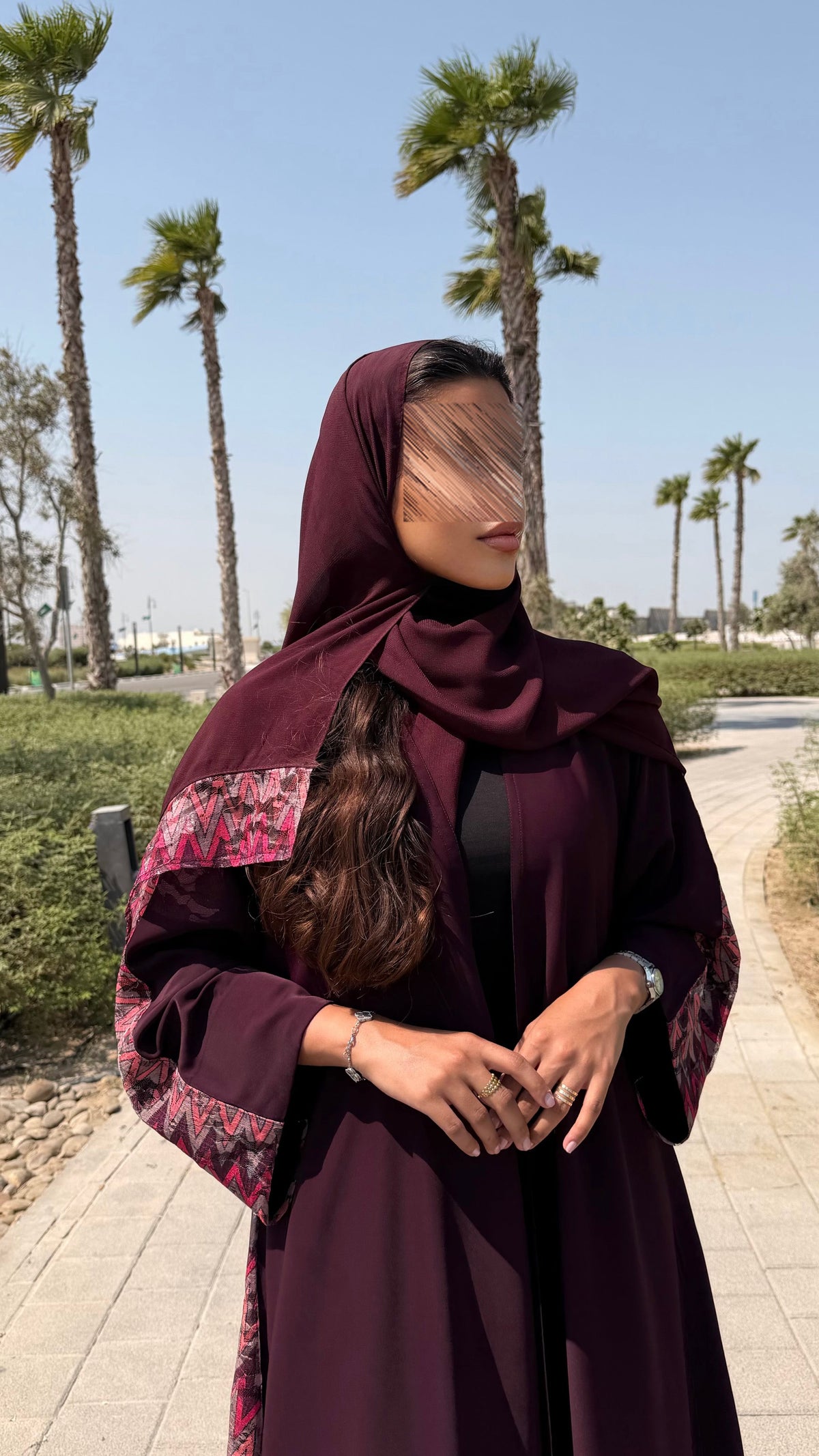 عبايه الرمانه