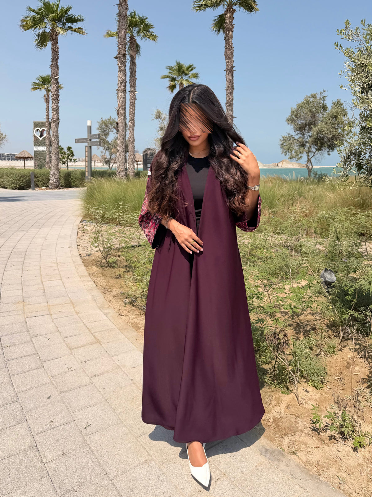 عبايه الرمانه