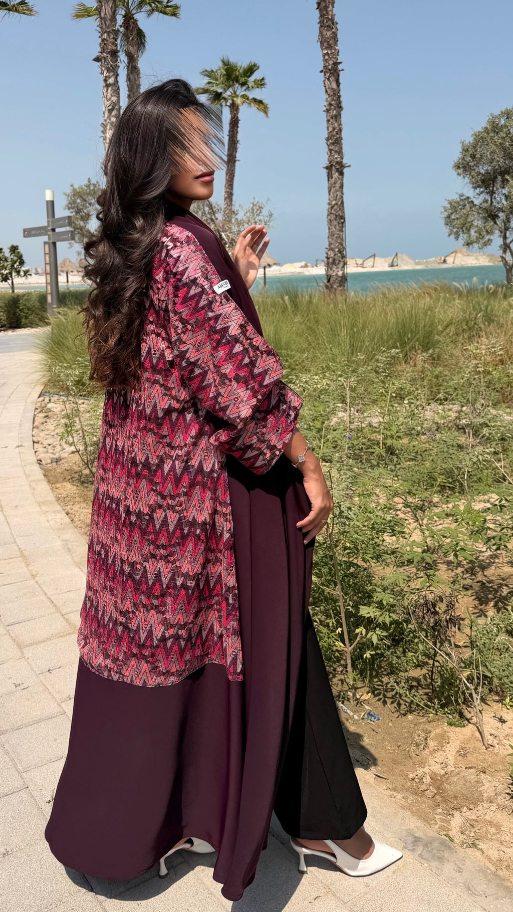 عبايه الرمانه