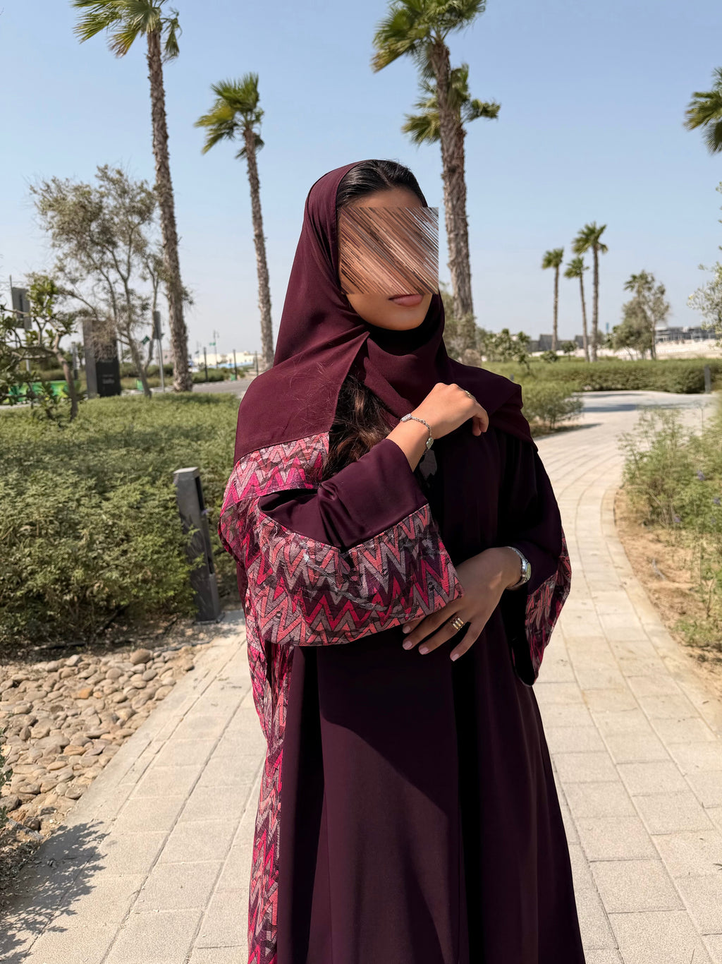 عبايه الرمانه