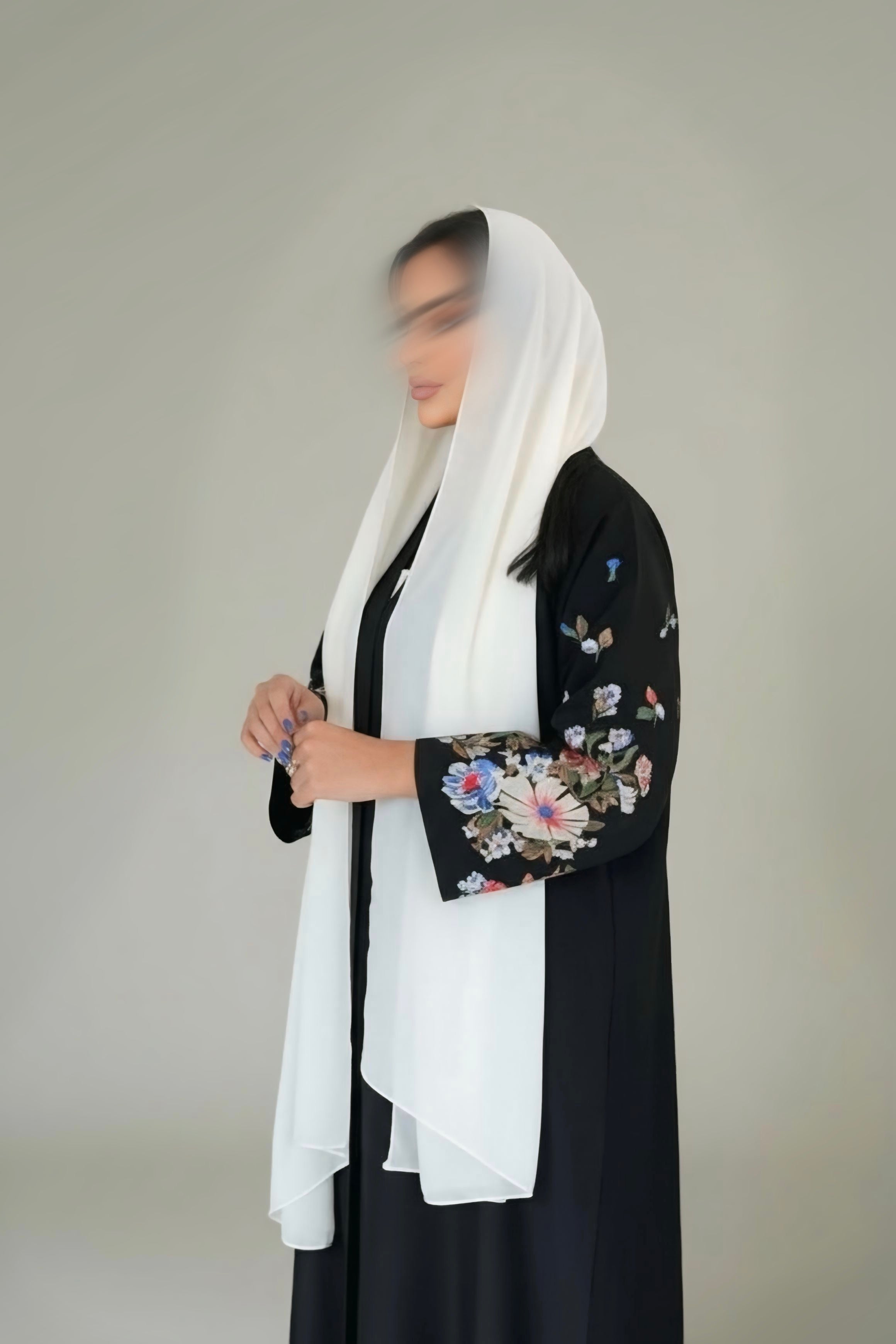 عبايه منميت تطريز كمبيوتر ورود