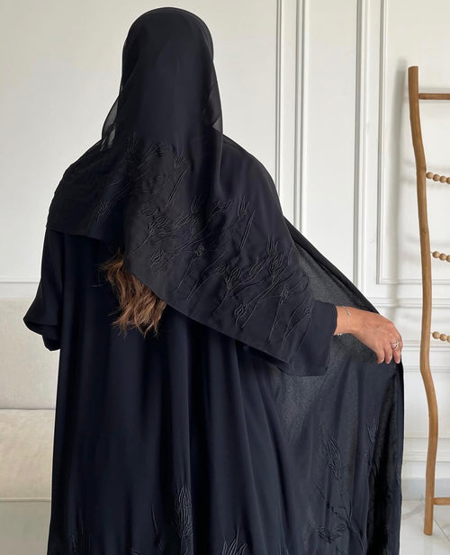 دبل شيفون تطريز اسود