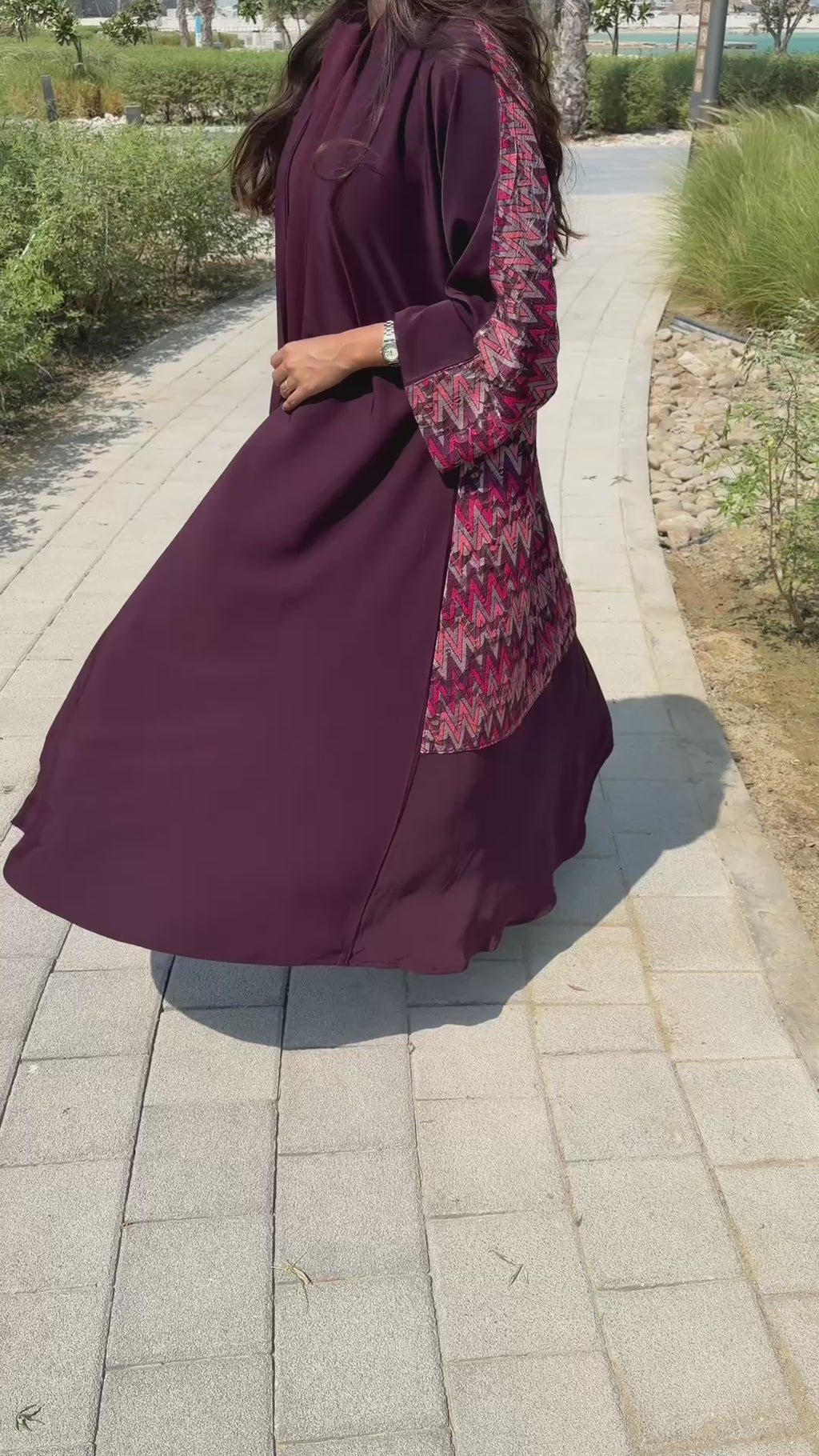 عبايه الرمانه