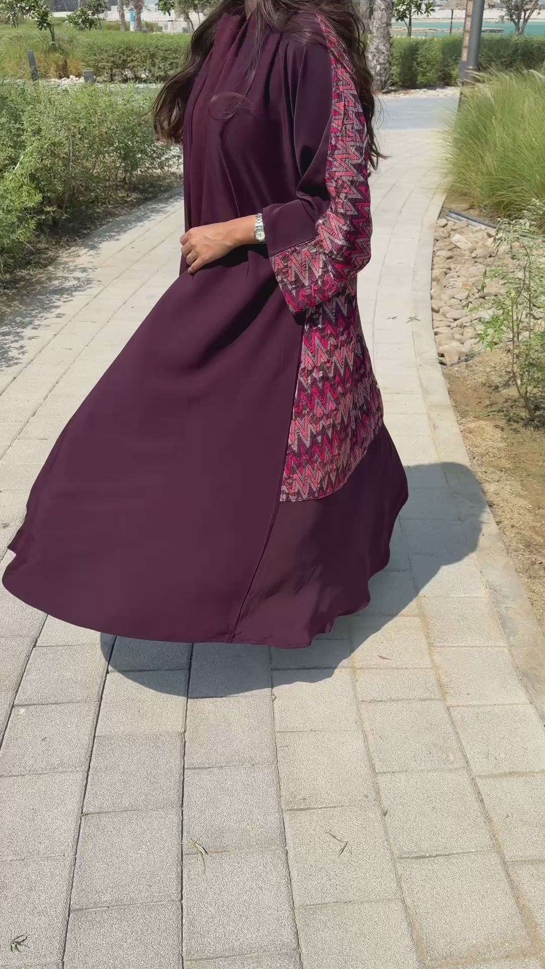 عبايه الرمانه